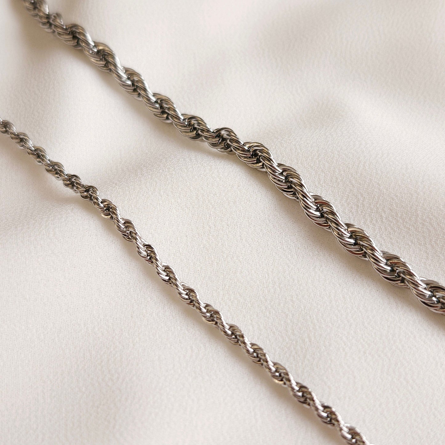 Essential Rope Necklace