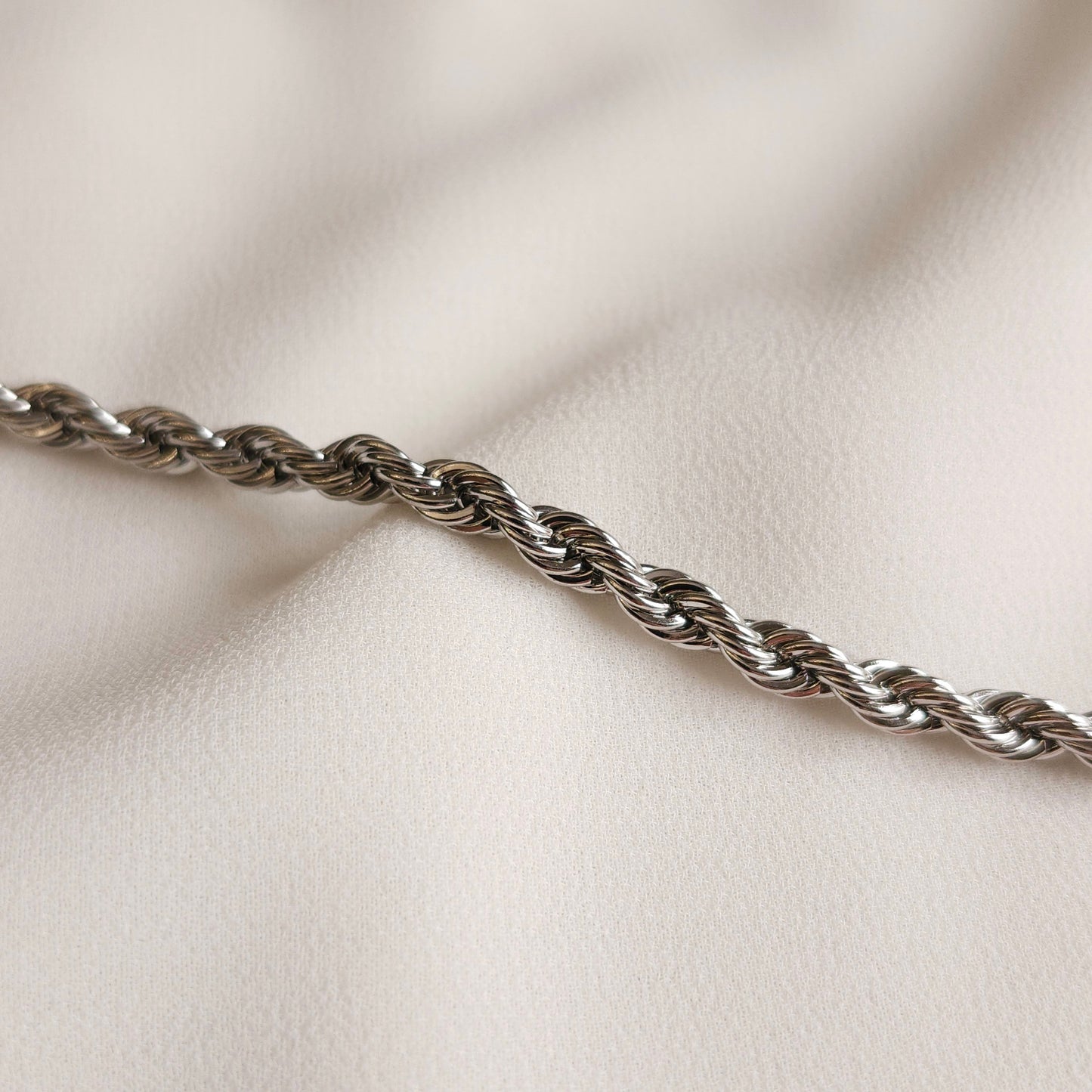 Thick Essential Rope Necklace