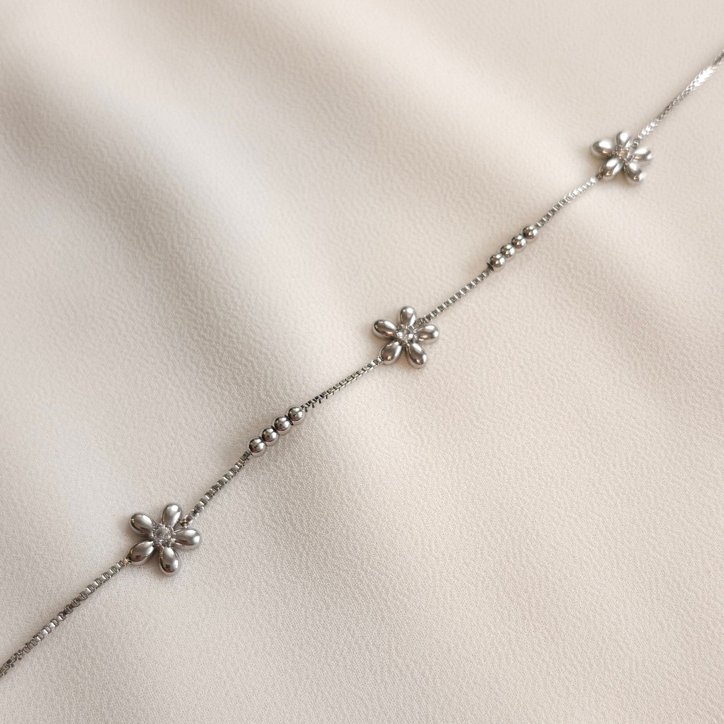Daisy Chain Anklet