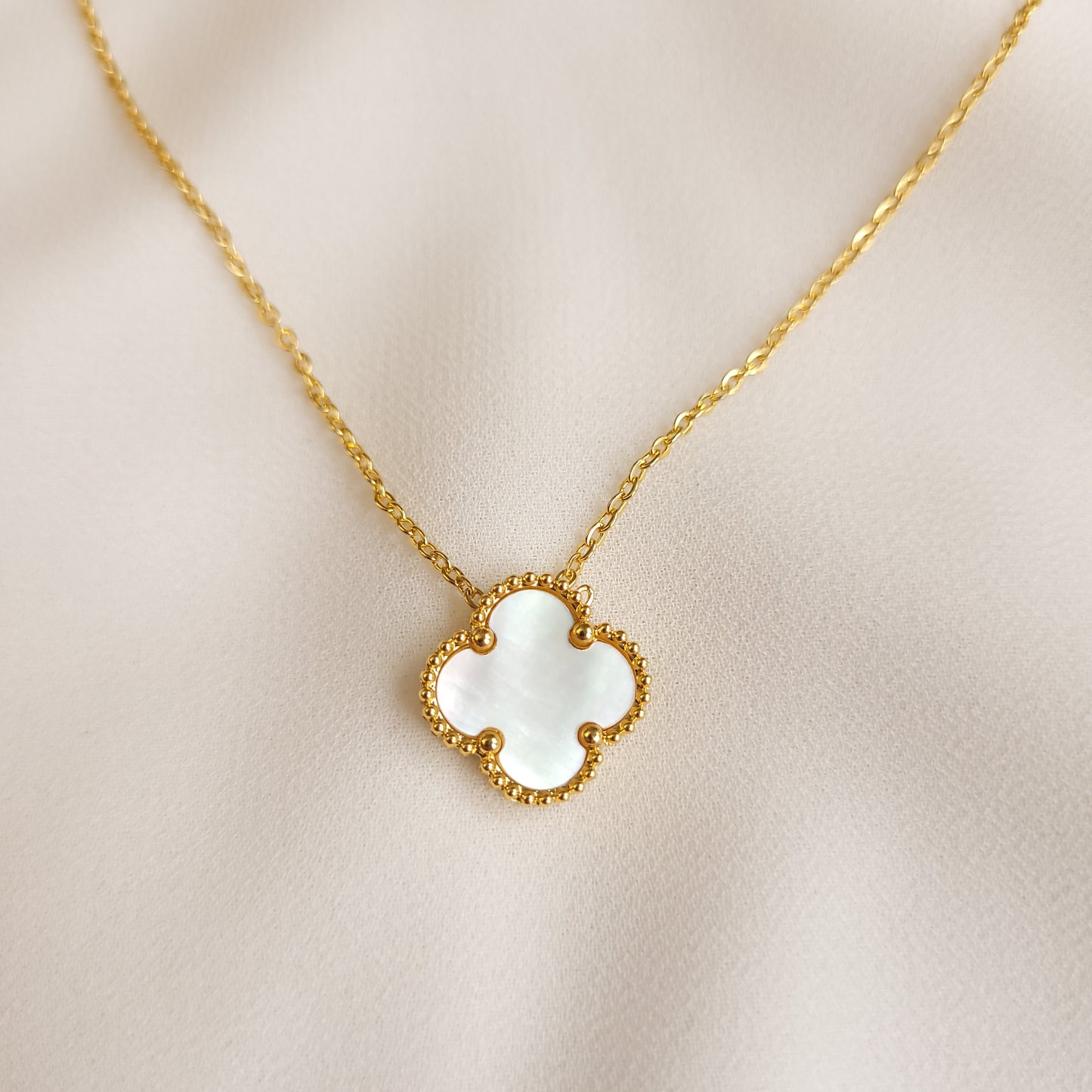 Clover Pendant Necklace