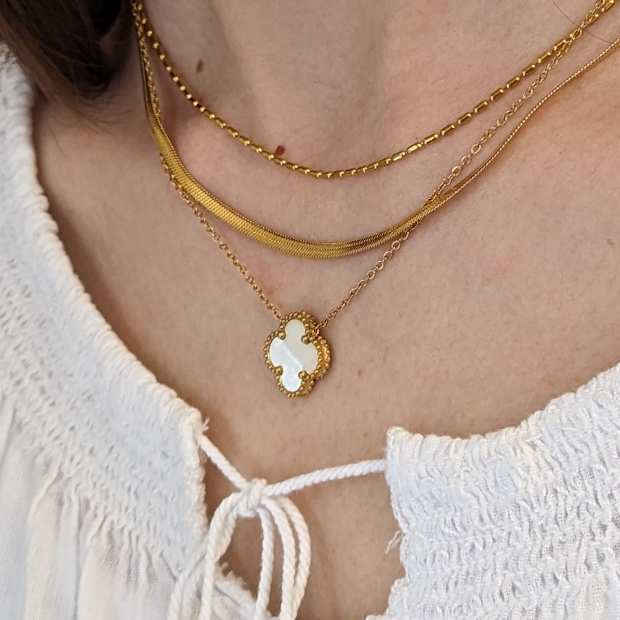 Clover Pendant Necklace