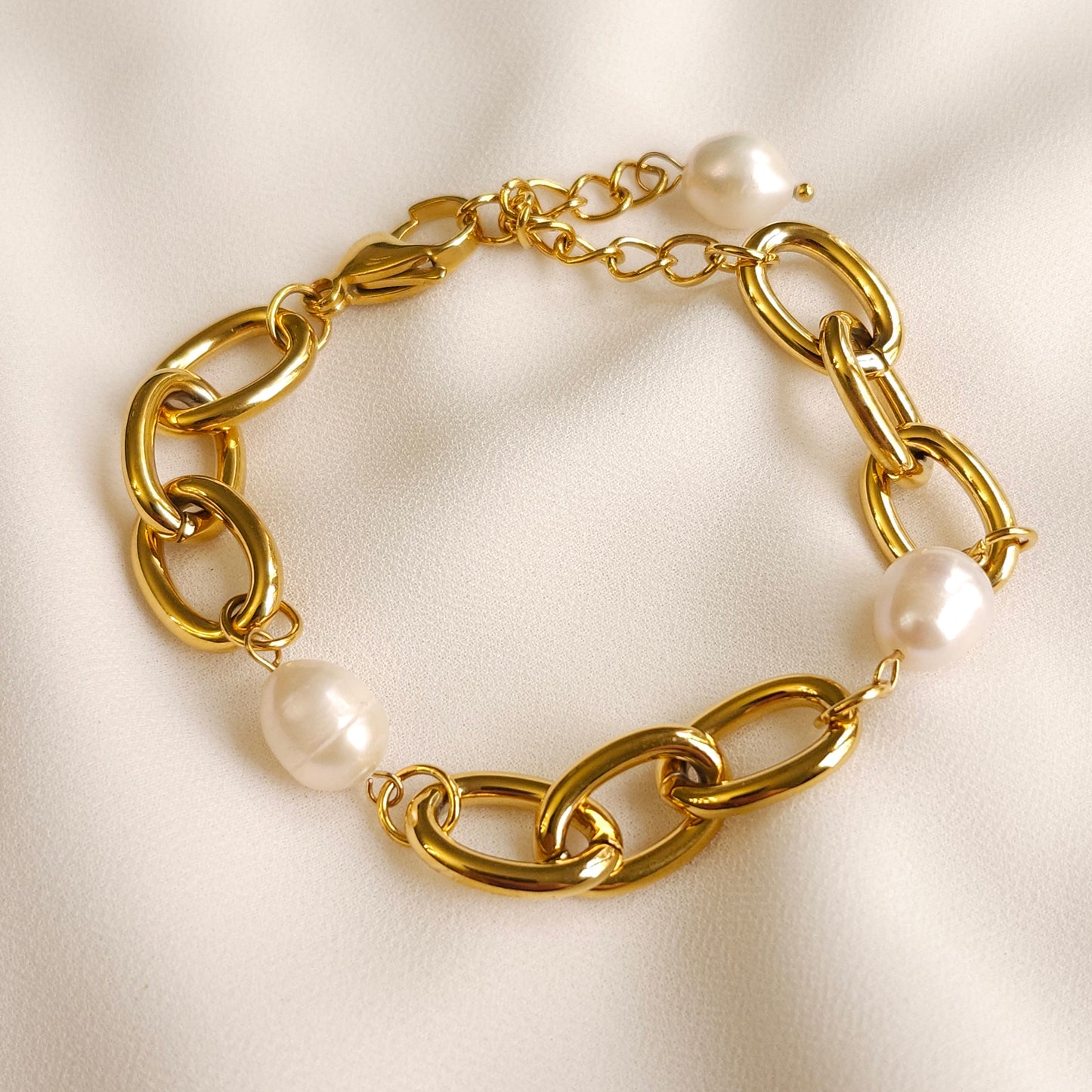 Bold Pearl Chain Bracelet
