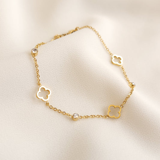 Dainty Clover Bracelet