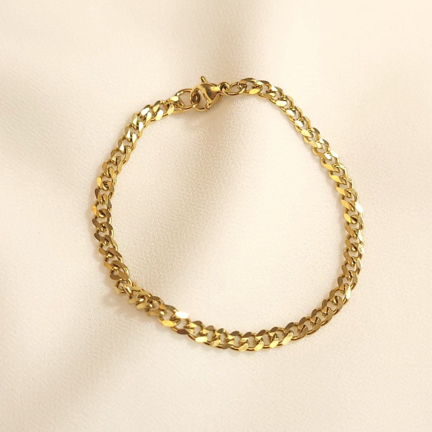 Dainty Cuban Chain Bracelet